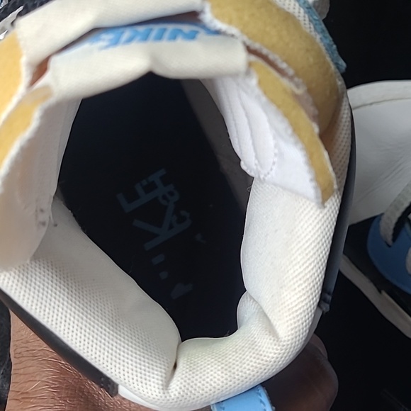 Nike x Sacai Blazer Mid - Picture 10 of 11